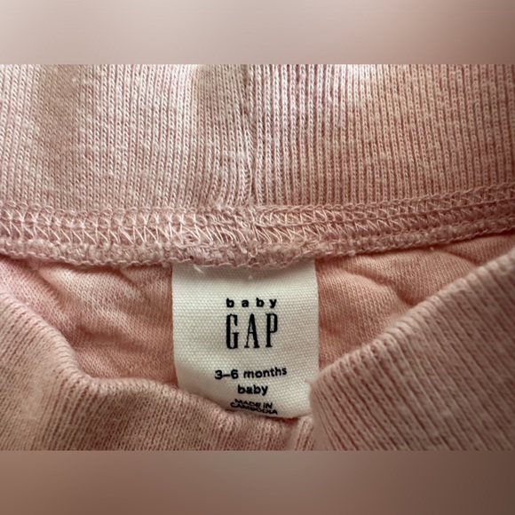 Gap - Quilted Sets - size 3-6 M - Picture 3 of 8